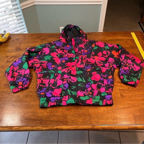 Vintage Snuggler Ski wear shell jacket black red pink purple floral size medium - Picture 1 of 11